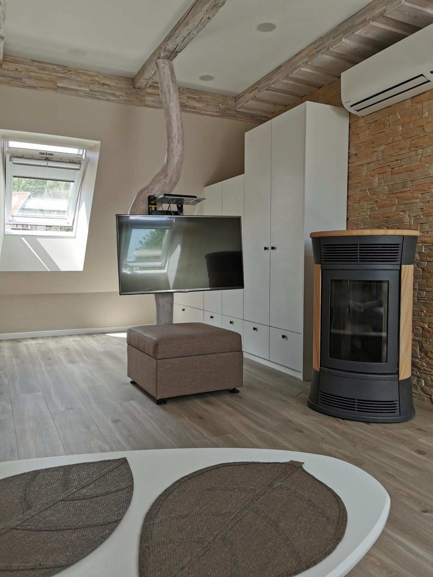 Neringarent Apartamentai Juodkrantė Kültér fotó