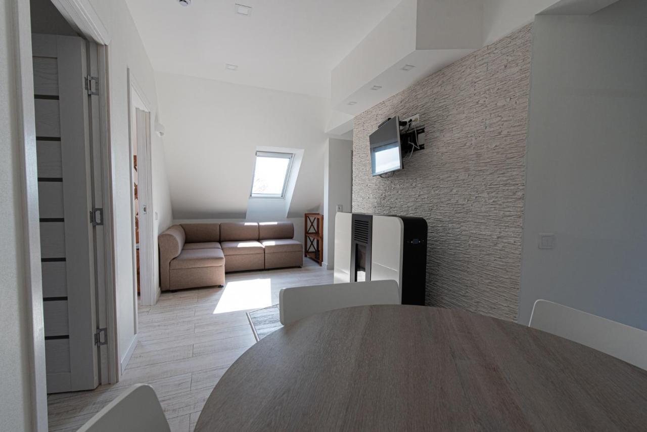 Neringarent Apartamentai Juodkrantė Kültér fotó